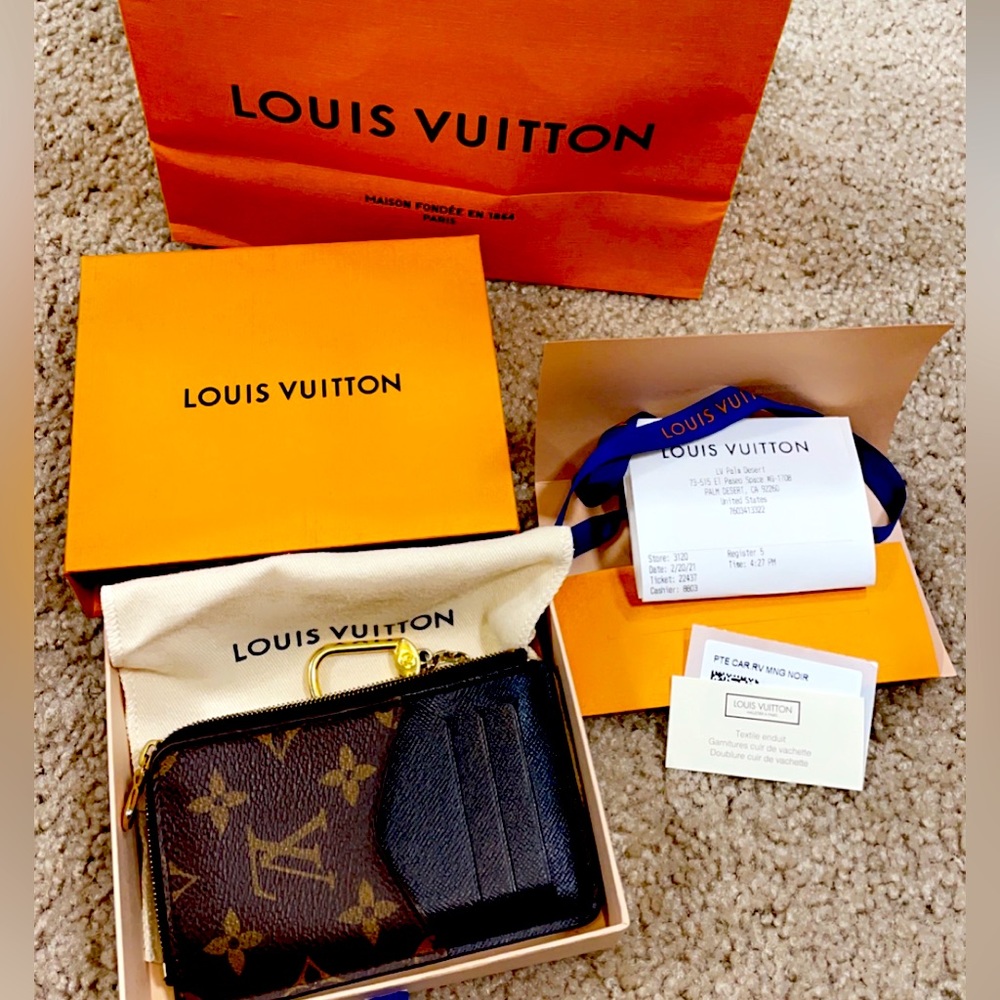 LV card holder with receipt